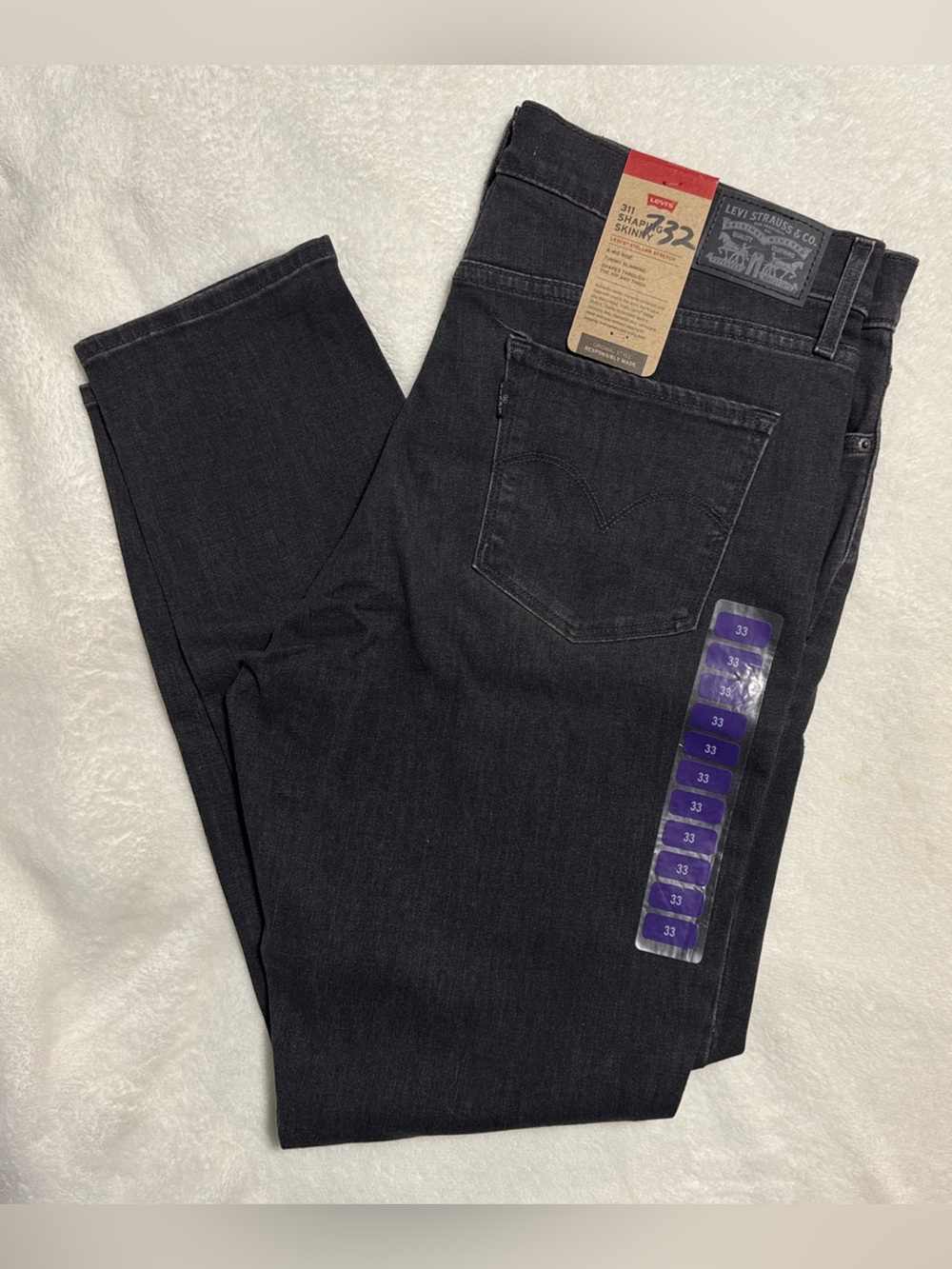 Levi’s 311 Shaping Skinny 33/30 16 Short Jeans Black